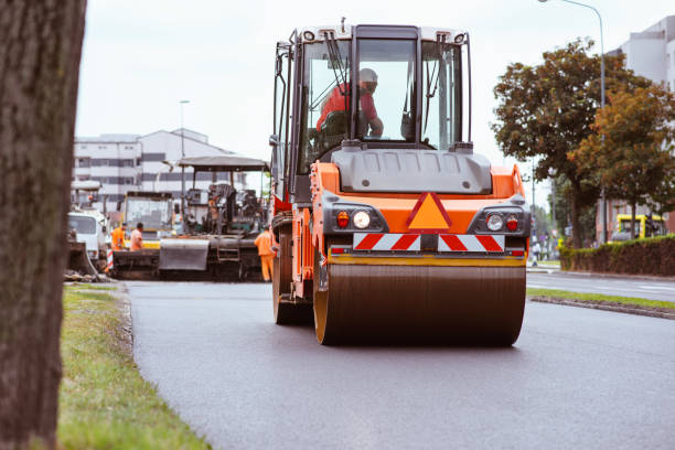 Why Choose Us For All Your Driveway Paving Needs in Sarcoxie, MO?